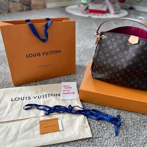 Louis Vuitton Graceful PM